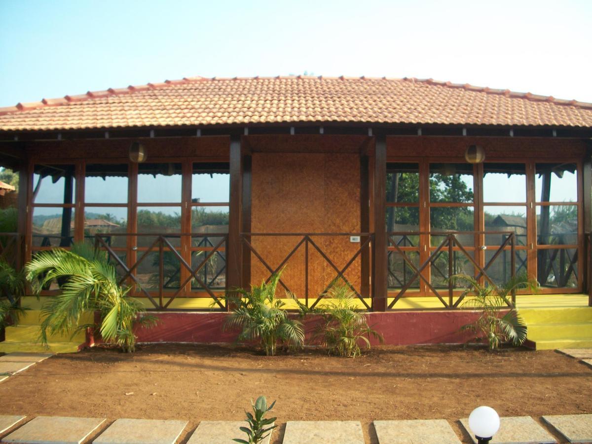 Rock Water Resort Morjim