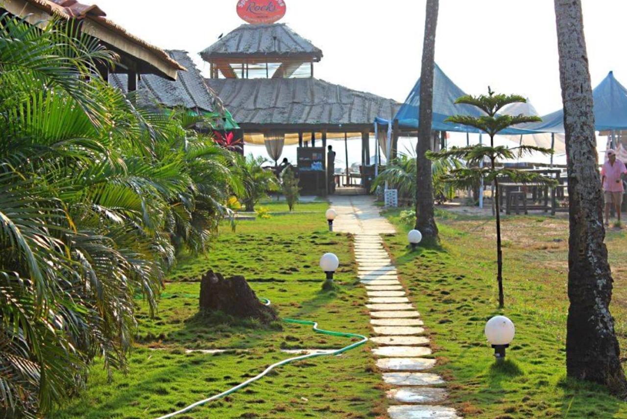 Resort Rock Water