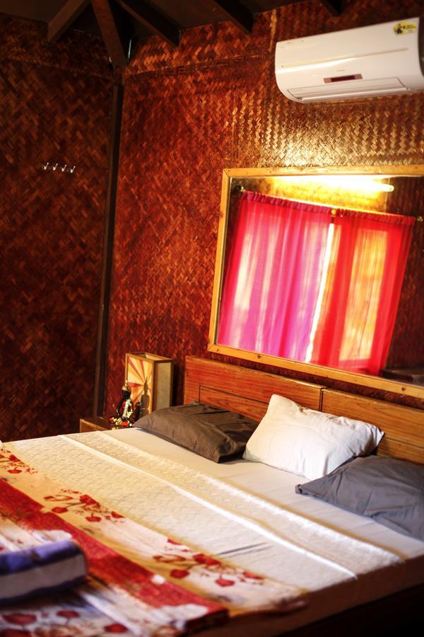 Resort Rock Water 3*